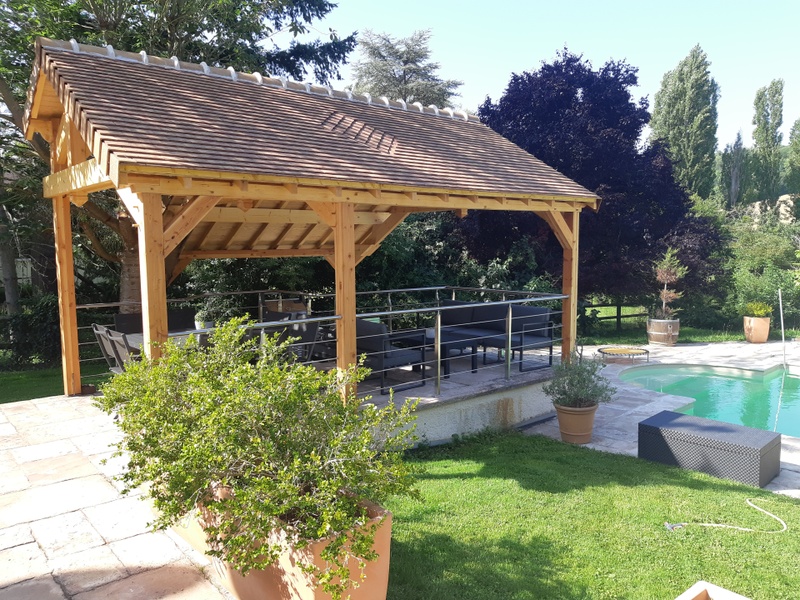 Pergola en bois pour cuisine d'été